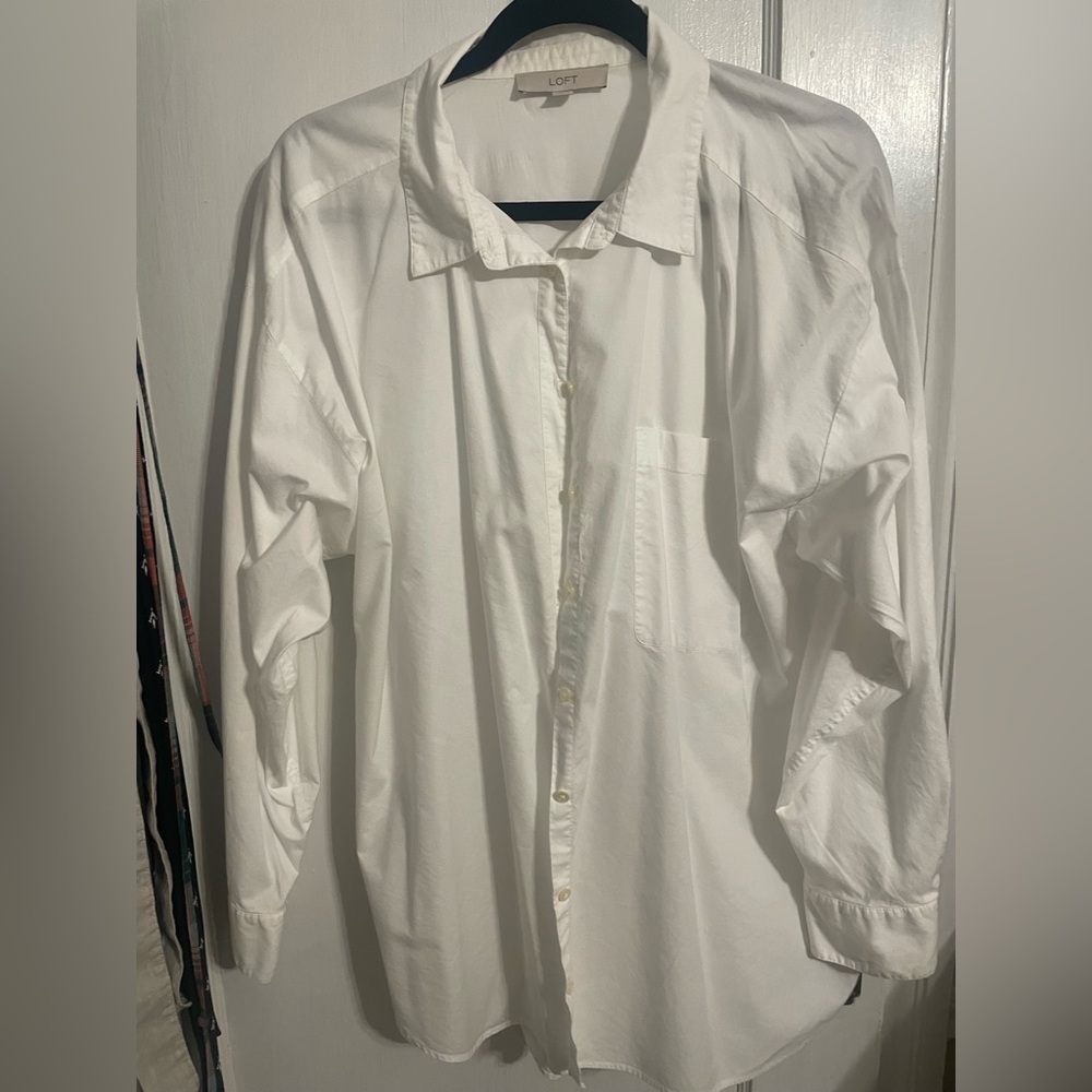 LOFT Classic White Top